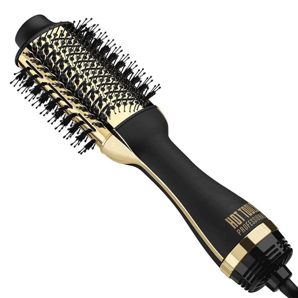 How to Use a Hot Brush For Long-Lasting Curls, According to a ...