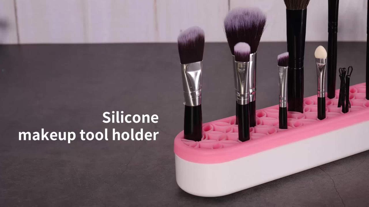 Amazon.com : Goody Mini Styling Brush with Rubber Base - Detangler ... Amazon.com : Goody Mini Styling Brush with Rubber Base - Detangler ...